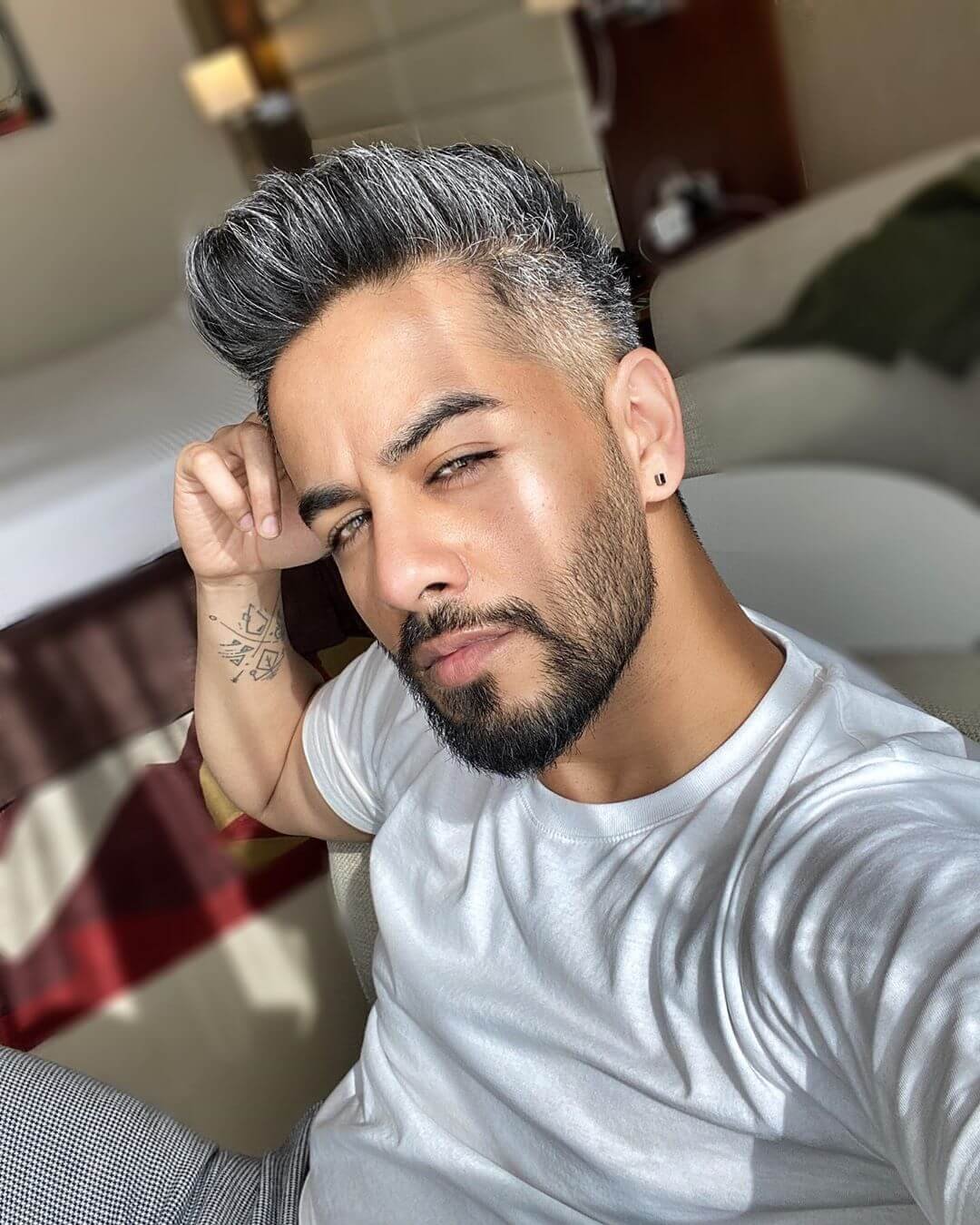 Let's Finish Men's Hair to a Higher Level With Ash Gray